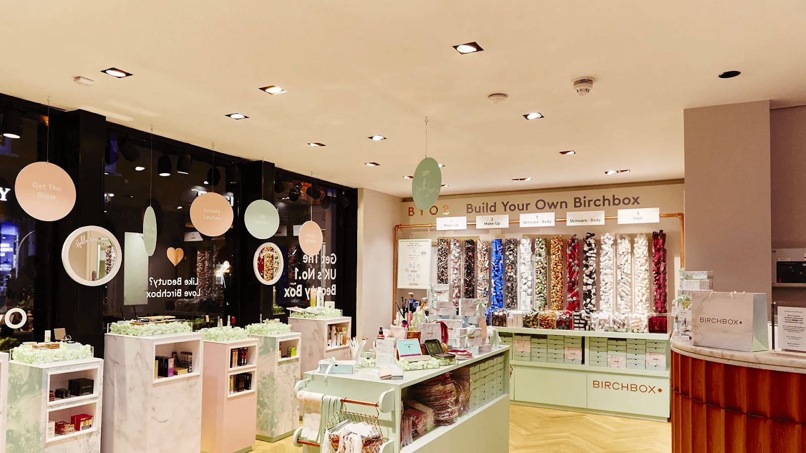 Makeup store photograph